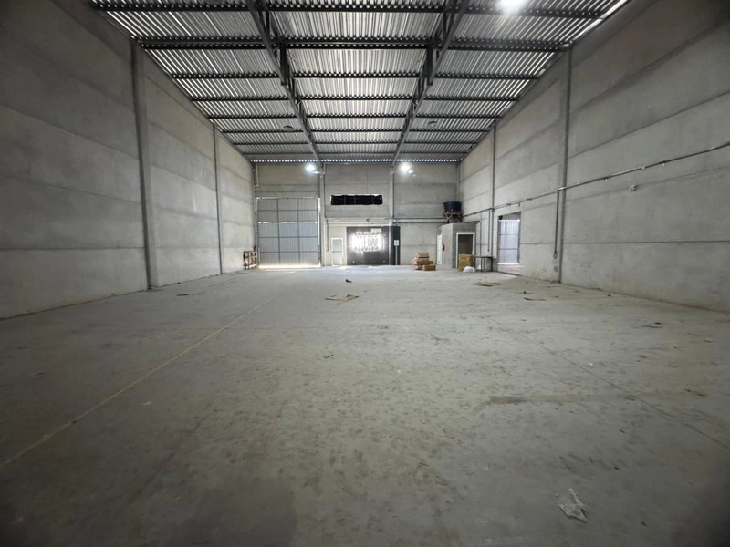 GALPÃO 380M²,PARA LOCAÇÃO EM BRUSQUE,AGENDE SUA VISITA !: 3ª foto da galeria de imagens do imóvel
