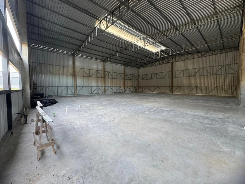 GALPÃO NOVO PARA LOCAÇÃO EM BRUSQUE -480m²,AGENDE SUA VISITA: 5ª foto da galeria de imagens do imóvel