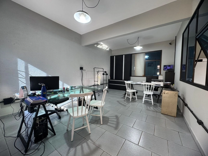 GALPÃO PARA LOCAÇÃO(340m²) REGIÃO CENTRAL EM BRUSQUE/SC: 3ª foto da galeria de imagens do imóvel