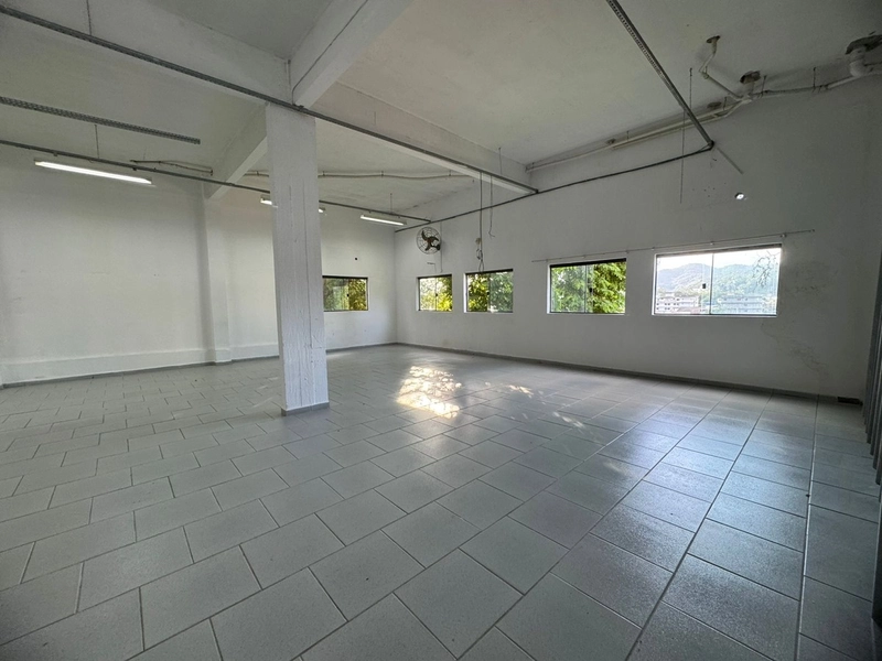 GALPÃO PARA LOCAÇÃO(340m²) REGIÃO CENTRAL EM BRUSQUE/SC: 7ª foto da galeria de imagens do imóvel