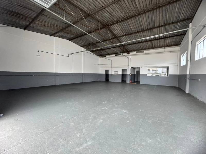 GALPÃO 250m² PARA LOCAÇÃO EM BRUSQUE,AGENDE SUA VISITA!: 12ª foto da galeria de imagens do imóvel