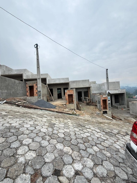 SOBRADO GEMINADO -BAIRRO POÇO FUNDO-2QUARTOS: 5ª foto da galeria de imagens do imóvel