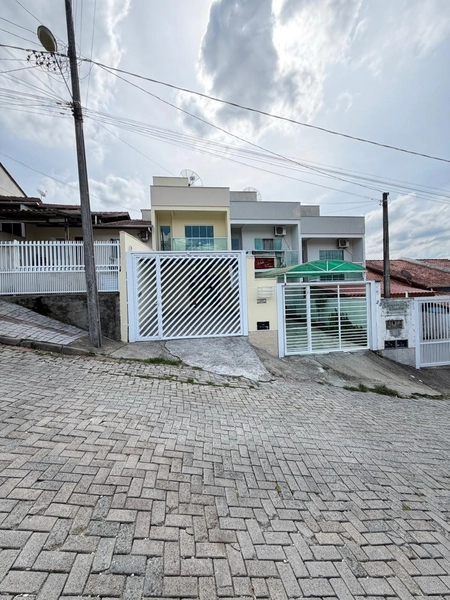 SOBRADO COM PISCINA-BAIRRO TOMAZ COELHO-AGENDE SUA VISITA!: 2ª foto da galeria de imagens do imóvel