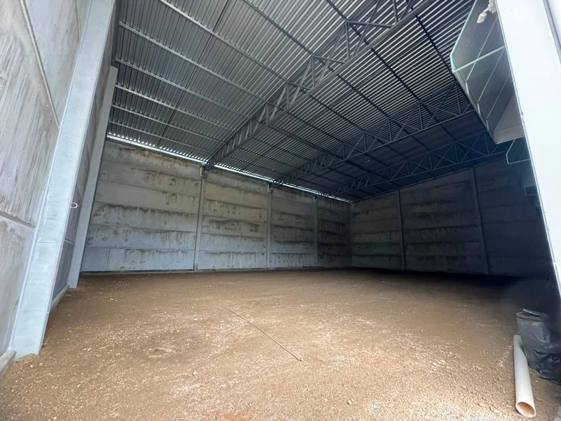 GALPÃO(1125m²)COM MEZANINO ,FÁCIL ACESSO PARA CAMINHÕES-BRUSQUE: 12ª foto da galeria de imagens do imóvel