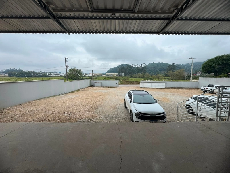 GALPÃO(1125m²)COM MEZANINO ,FÁCIL ACESSO PARA CAMINHÕES-BRUSQUE: 6ª foto da galeria de imagens do imóvel