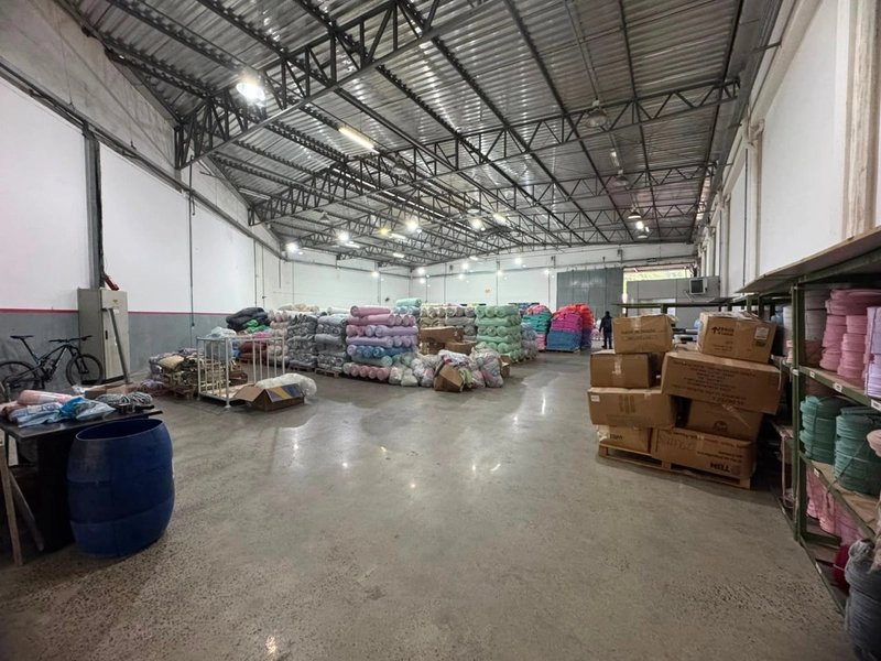 Galpão (632m²),energia trifásica para locar em Brusque/SC: 3ª foto da galeria de imagens do imóvel