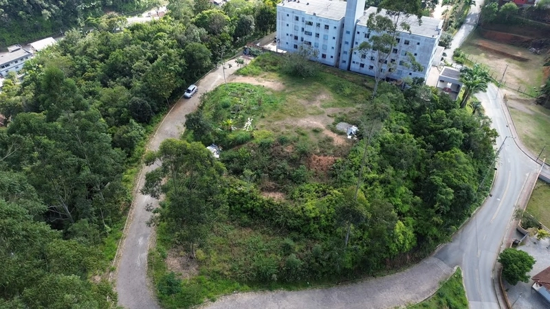 TERRENO COM 3.726,25m²,BAIRRO POÇO  FUNDO: 1ª foto da galeria de imagens do imóvel