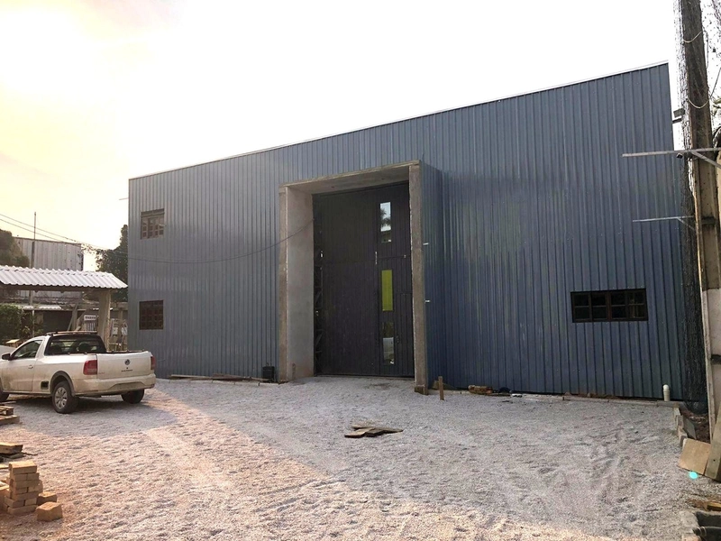Galpão com 260 m²,TELHADO TERMOACÚSTICO-BRUSQUE/SC