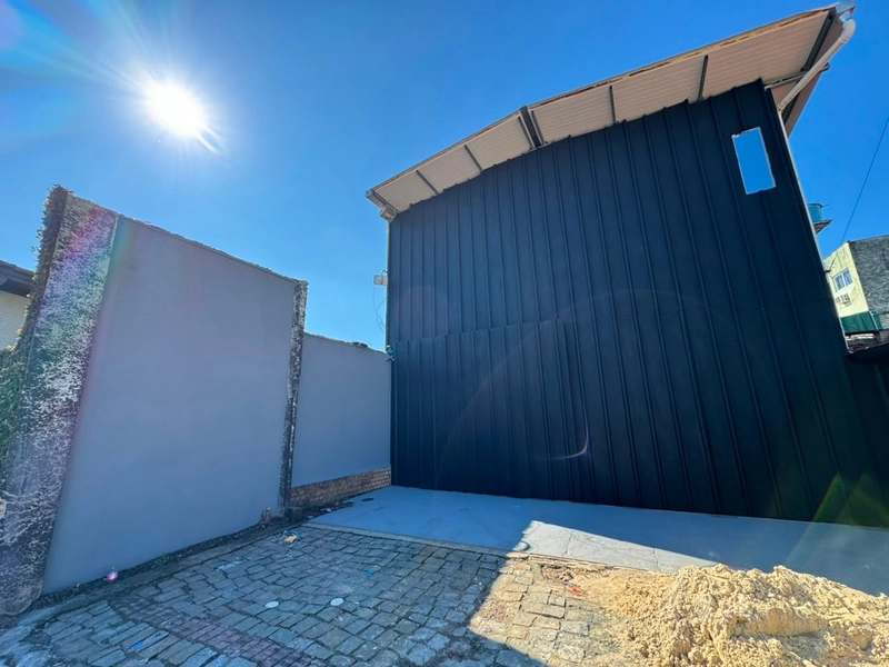 GALPÃO COM CASA EM ANEXO PARA LOCAÇÃO EM BRUSQUE-SC: 13ª foto da galeria de imagens do imóvel