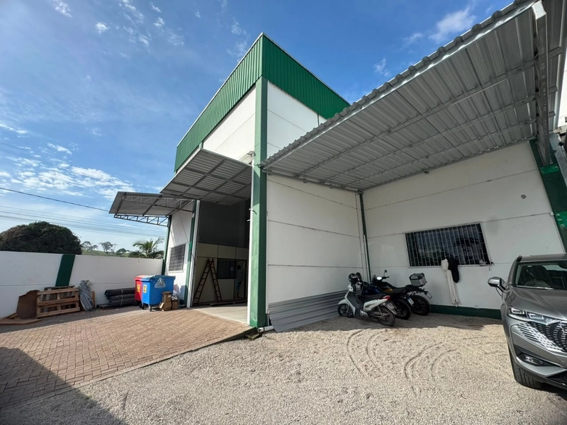 Galpão funcional (850m²)para locar,com energia trifásica em Gaspar/SC!: 7ª foto da galeria de imagens do imóvel