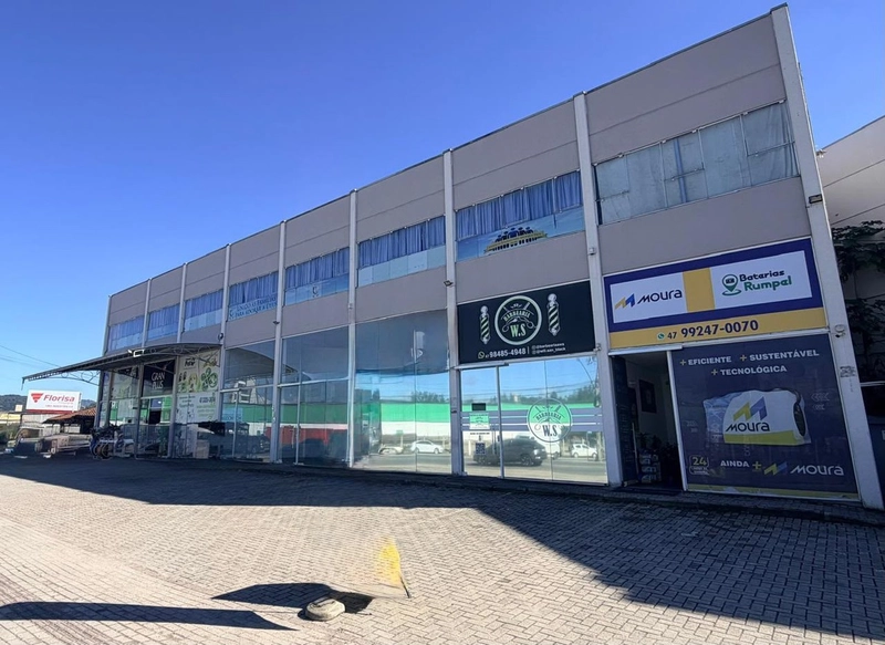 SALA COMERCIAL PARA LOCAÇÃO – Bairro Steffen – Brusque/SC: 6ª foto da galeria de imagens do imóvel