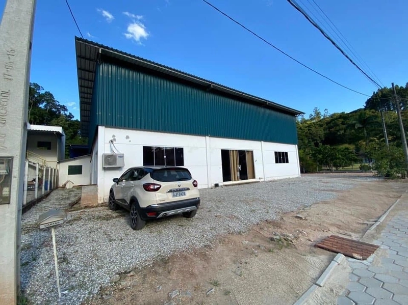 Galpão com 450m2 para venda na cidade de Guabiruba-SC: 6ª foto da galeria de imagens do imóvel