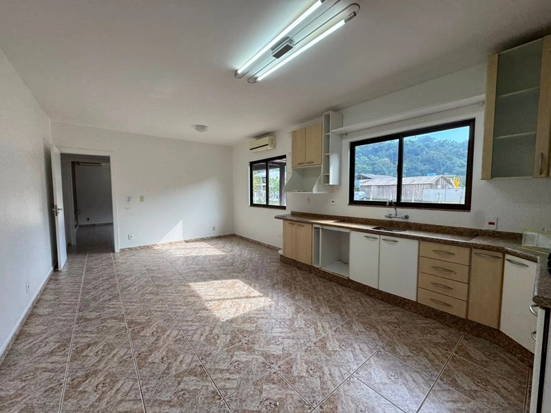 GALPÃO + CASA PARA VENDA EM BRUSQUE/SC!: 18ª foto da galeria de imagens do imóvel