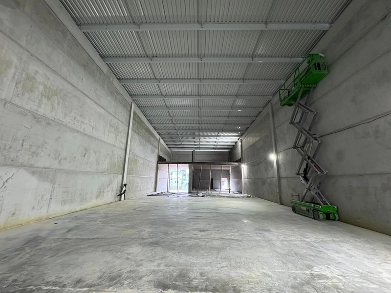 GALPÃO COMERCIAL(1.000M²) EM ÁREA NOBRE DE BRUSQUE-SC-COM DOCA: 7ª foto da galeria de imagens do imóvel