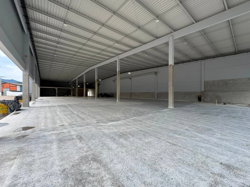 GALPÃO COMERCIAL(2.000m²)ÁREA NOBRE DE BRUSQUE-SC-COM DOCA!!: 5ª foto da galeria de imagens do imóvel