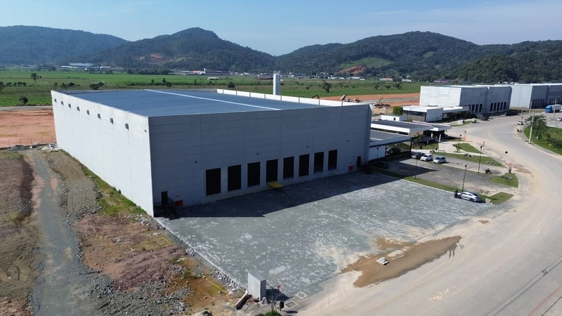 GALPÃO 3.342m²,sistema preventivo J4,disponível locação -Navegantes/SC: 4ª foto da galeria de imagens do imóvel