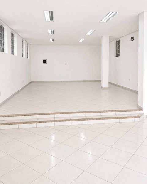 SALA COMERCIAL disponível locação região Central de Brusque.: 4ª foto da galeria de imagens do imóvel