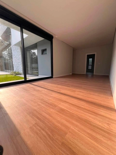 CASA TÉRREA DE ALTO PADRÃO- Loteamento Lagoa Dourada: 10ª foto da galeria de imagens do imóvel