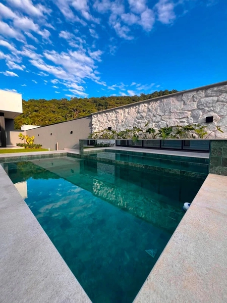 CASA TÉRREA DE ALTO PADRÃO- Loteamento Lagoa Dourada: 3ª foto da galeria de imagens do imóvel