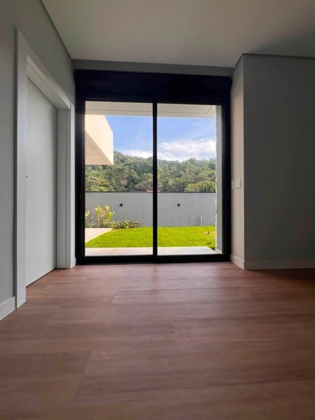 CASA TÉRREA DE ALTO PADRÃO- Loteamento Lagoa Dourada: 12ª foto da galeria de imagens do imóvel