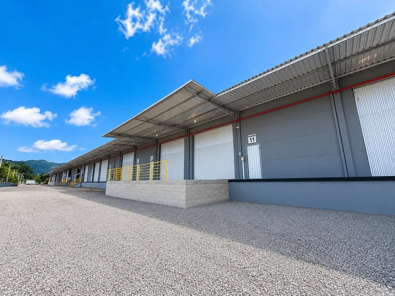 GALPÃO PARA LOCAÇÃO(700m²) | GUABIRUBA – SC: 3ª foto da galeria de imagens do imóvel