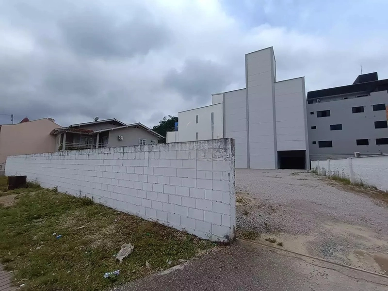 GALPÃO INDUSTRIAL E COMERCIAL PARA LOCAÇÃO EM BRUSQUE(415m²): 8ª foto da galeria de imagens do imóvel