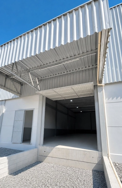Galpão (375m²) com docas,energia trifásica em Itajaí/ SC.: 6ª foto da galeria de imagens do imóvel