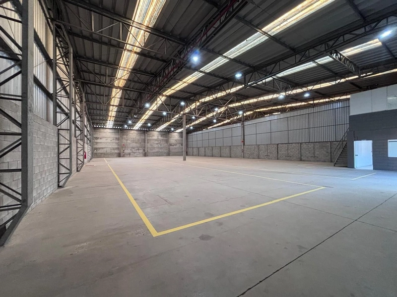 GALPÃO(1.314 m²) COM DOCAS,PARA LOCAÇÃO EM ITAJAÍ /SC: 2ª foto da galeria de imagens do imóvel