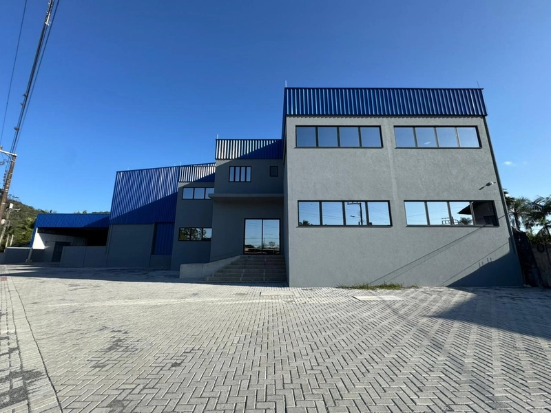 GALPÃO NOVO PARA LOCAÇÃO | 4.400 m² DE ÁREA COBERTA: 3ª foto da galeria de imagens do imóvel