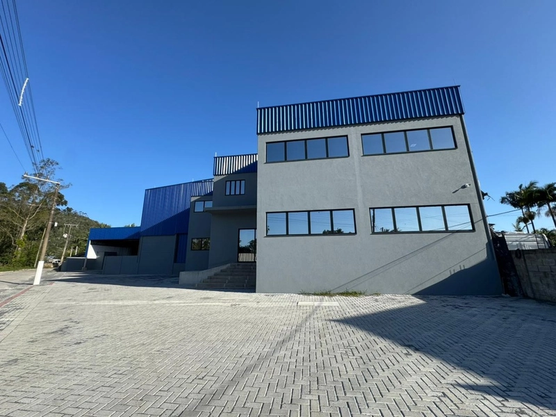 GALPÃO NOVO PARA LOCAÇÃO | 4.400 m² DE ÁREA COBERTA: 4ª foto da galeria de imagens do imóvel