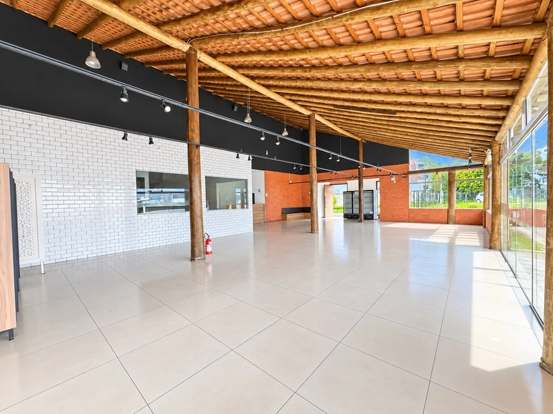 332 m² de espaço amplo e versátil em Brusque confira descrição efotos: 9ª foto da galeria de imagens do imóvel