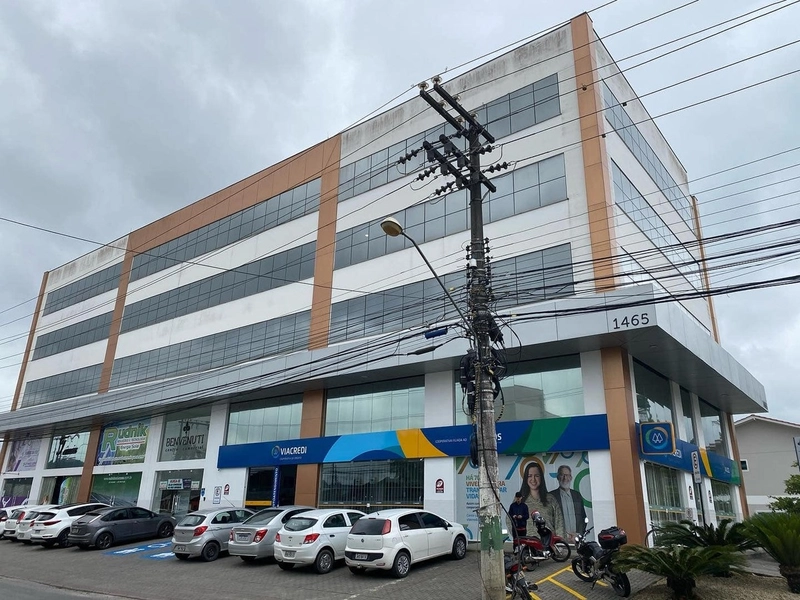 Salas comerciais para locação no Bairro Santa Terezinha em Brusque-SC: 1ª foto da galeria de imagens do imóvel