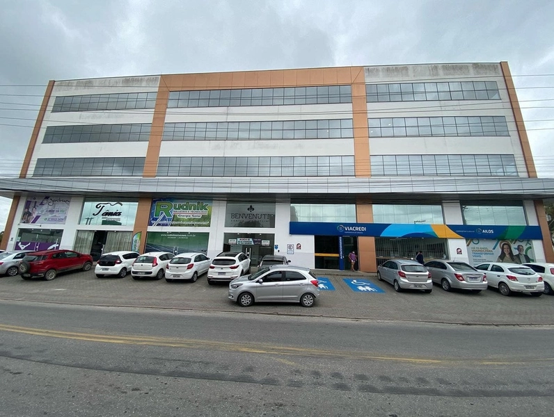 Salas comerciais para locação no Bairro Santa Terezinha em Brusque-SC: 2ª foto da galeria de imagens do imóvel