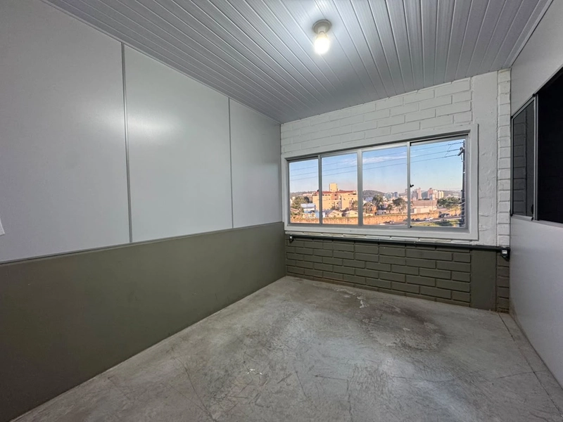 GALPÃO PARA LOCAÇÃO | 867 m² | REGIÃO CENTRAL DE BRUSQUE – SC: 5ª foto da galeria de imagens do imóvel
