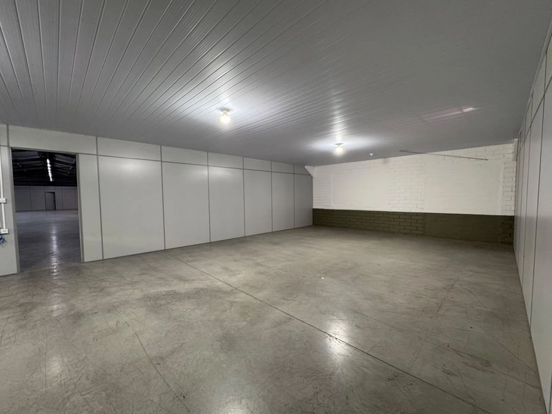 GALPÃO PARA LOCAÇÃO | 867 m² | REGIÃO CENTRAL DE BRUSQUE – SC: 13ª foto da galeria de imagens do imóvel