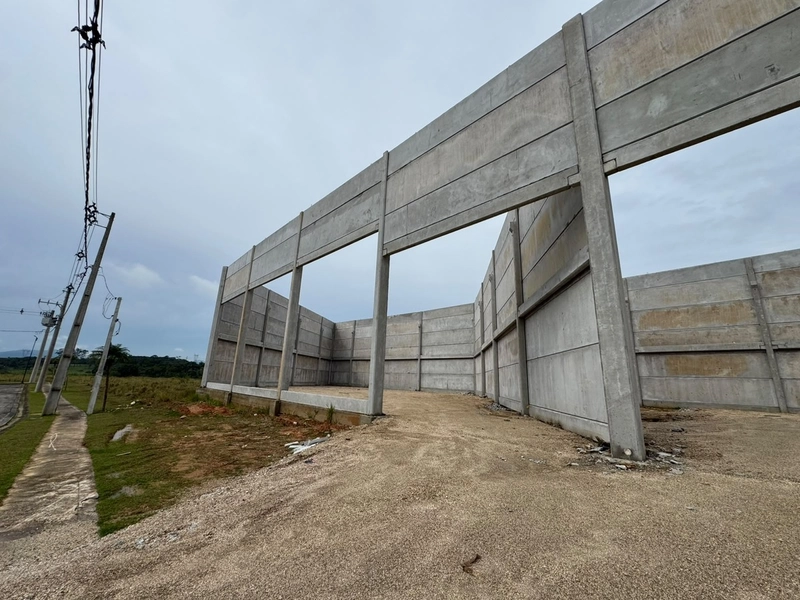 GALPÃO PARA LOCAÇÃO | 548m2 ,1PORTA ACESSO A CAMINHÃO: 2ª foto da galeria de imagens do imóvel