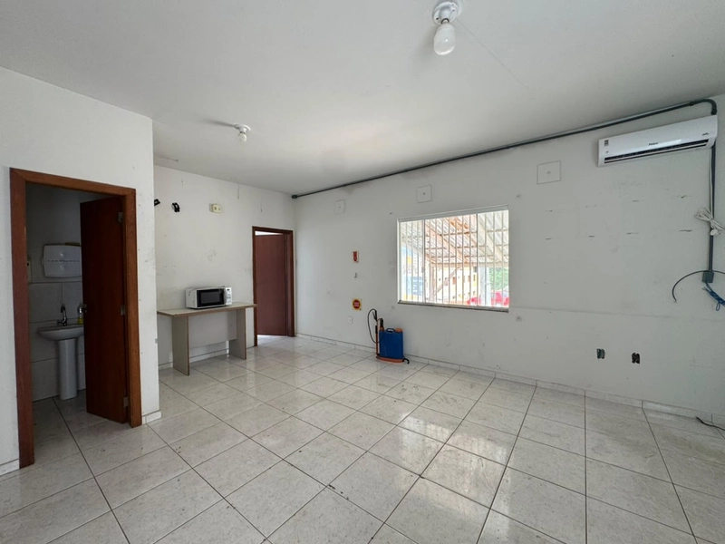 GALPÃO PARA LOCAÇÃO1.387 m²,REFEITÓRIO,ESCRITÓRIO-BRUSQUE!: 3ª foto da galeria de imagens do imóvel