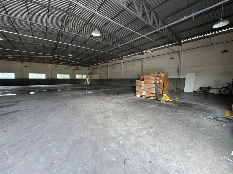 GALPÃO PARA LOCAÇÃO1.387 m²,REFEITÓRIO,ESCRITÓRIO-BRUSQUE!: 6ª foto da galeria de imagens do imóvel