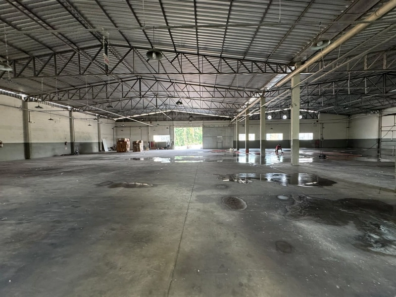 GALPÃO PARA LOCAÇÃO1.387 m²,REFEITÓRIO,ESCRITÓRIO-BRUSQUE!: 4ª foto da galeria de imagens do imóvel