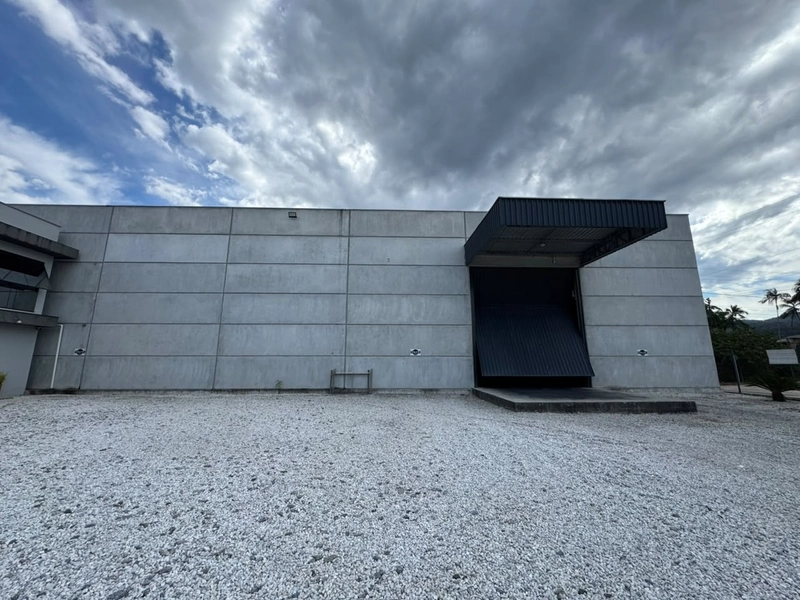 GALPÃO PARA LOCAÇÃO | 1.250 m²,REFEITÓRIO EM BRUSQUE!: 1ª foto da galeria de imagens do imóvel