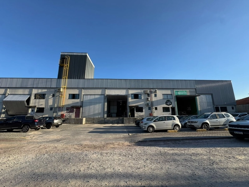 GALPÃO PARA LOCAÇÃO(313m²),com doca,amplo espaço!: 2ª foto da galeria de imagens do imóvel