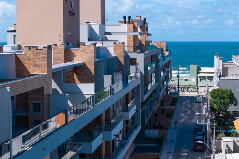 APARTAMENTO À VENDA EM CANTO GRANDE – BOMBINHAS/SC: 2ª foto da galeria de imagens do imóvel