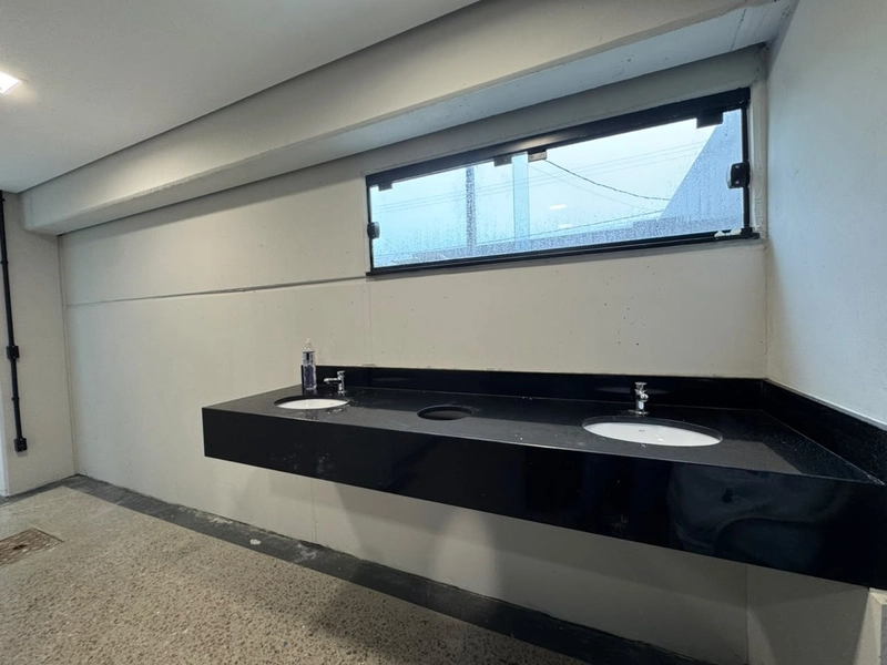 GALPÃO COMERCIAL(1147m²),COM DOCA,ELEVADOR PARA LOCAÇÃO EM BRUSQUE!: 20ª foto da galeria de imagens do imóvel