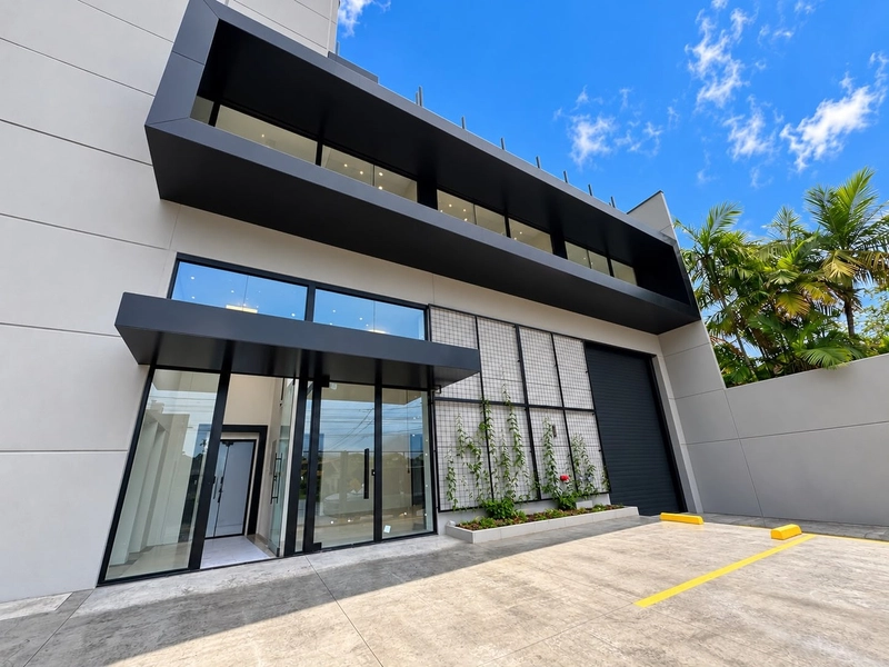 GALPÃO COMERCIAL(1147m²),COM DOCA,ELEVADOR PARA LOCAÇÃO EM BRUSQUE!: 2ª foto da galeria de imagens do imóvel