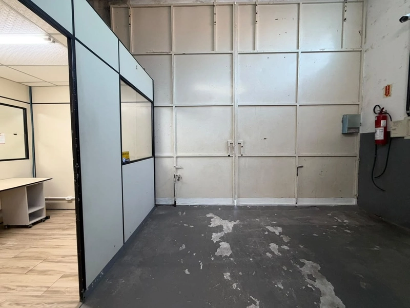Galpão(300m²),com escritório,refeitório em BRUSQUE/SC!: 5ª foto da galeria de imagens do imóvel