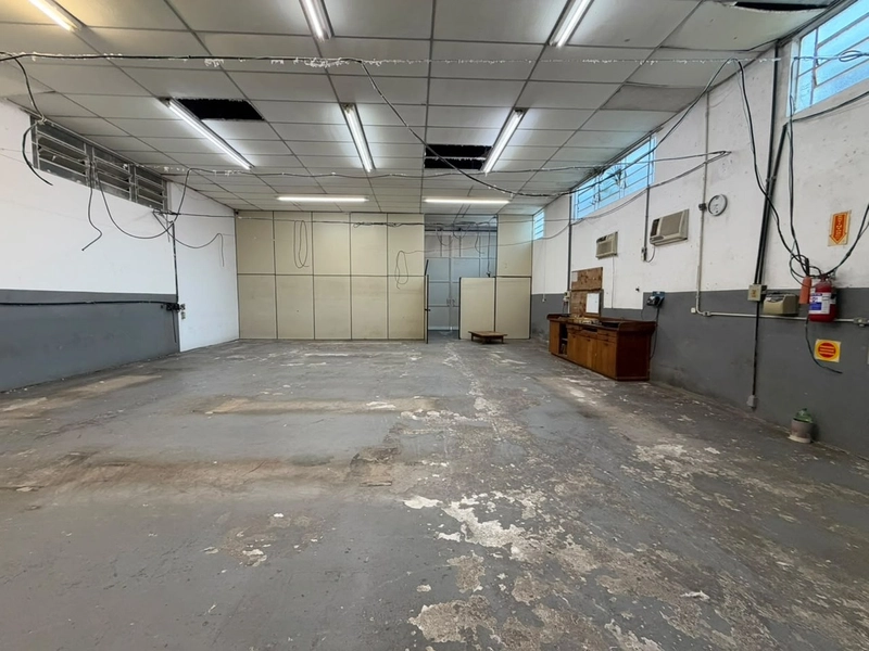 Galpão(300m²),com escritório,refeitório em BRUSQUE/SC!: 7ª foto da galeria de imagens do imóvel