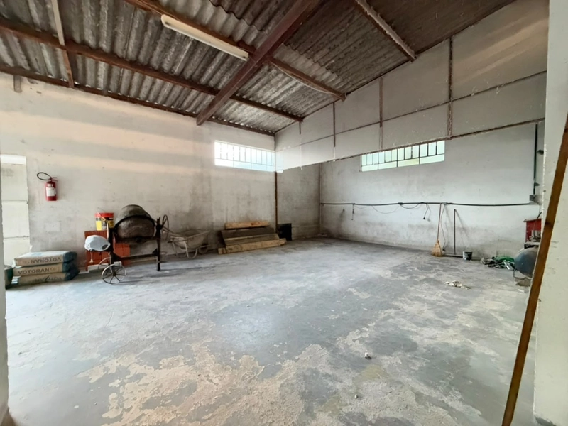 Galpão(300m²),com escritório,refeitório em BRUSQUE/SC!: 10ª foto da galeria de imagens do imóvel