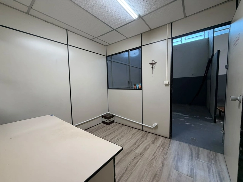 Galpão(300m²),com escritório,refeitório em BRUSQUE/SC!: 4ª foto da galeria de imagens do imóvel