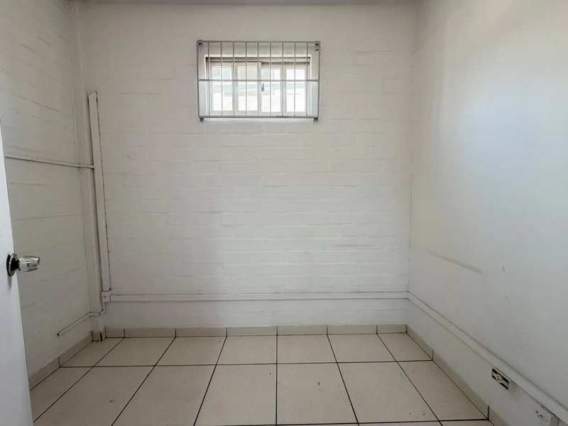 Galpão com 570m²,com mezanino para escritório a 1kmCentro-Brusque!: 13ª foto da galeria de imagens do imóvel