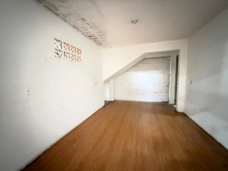 Galpão com 570m²,com mezanino para escritório a 1kmCentro-Brusque!: 10ª foto da galeria de imagens do imóvel